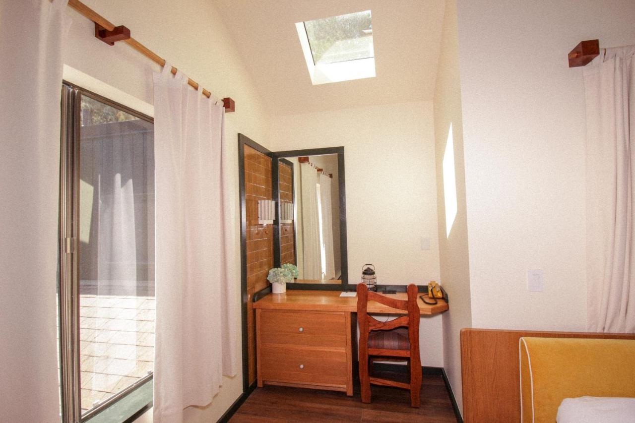 Lodge At Marconi Marshall Экстерьер фото