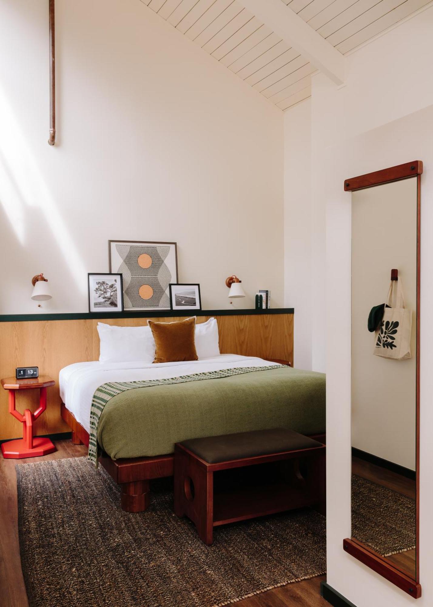 Lodge At Marconi Marshall Экстерьер фото